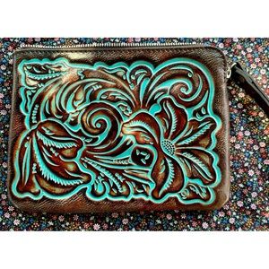 Patricia Nash “like new“ Leather wristlet